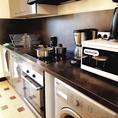 Apartment Lumineux 3 *