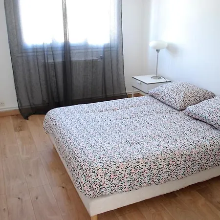 Lumineux 3 Apartment *