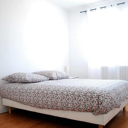 Lumineux 3 Apartment *