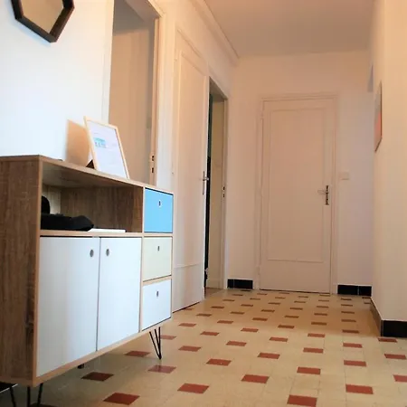 Lumineux 3 Apartment *